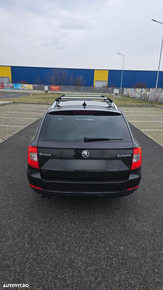 Skoda Superb 2.0 TDI Elegance DSG - 4