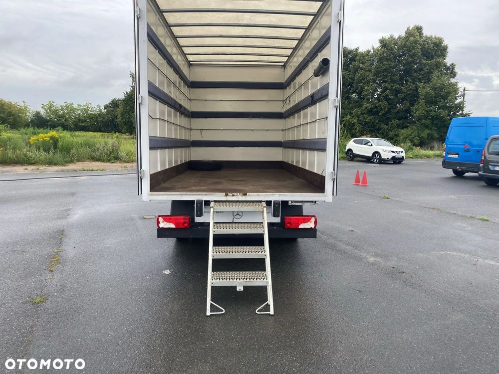 Mercedes-Benz Sprinter 516 - 4