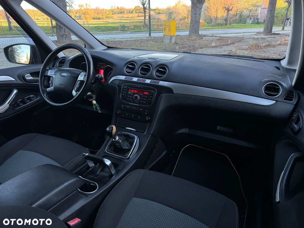 Ford Galaxy 2.0 TDCi Ambiente - 7