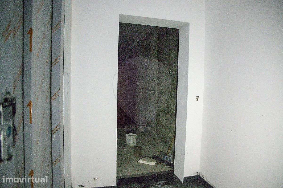 Armazém  para venda - Grande imagem: 2/3