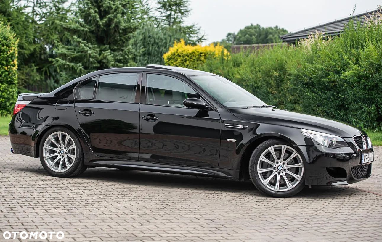 BMW M5 Standard - 4