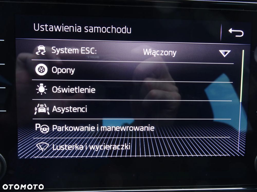 Skoda Karoq 1.5 TSI Ambition - 23