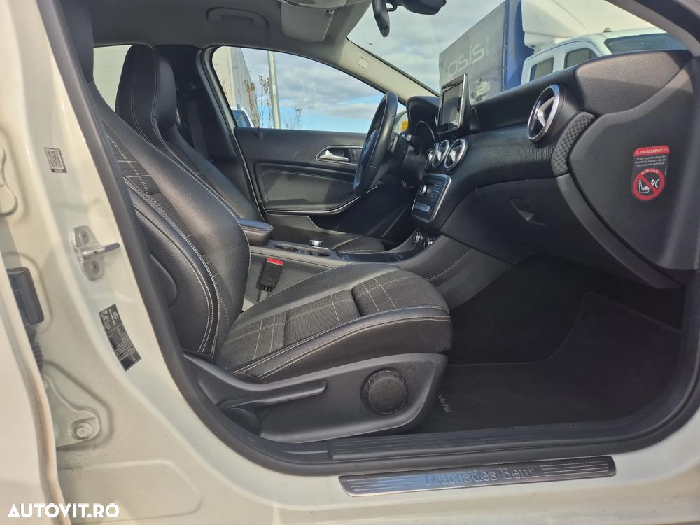 Mercedes-Benz A 180 (BlueEFFICIENCY) 7G-DCT - 20