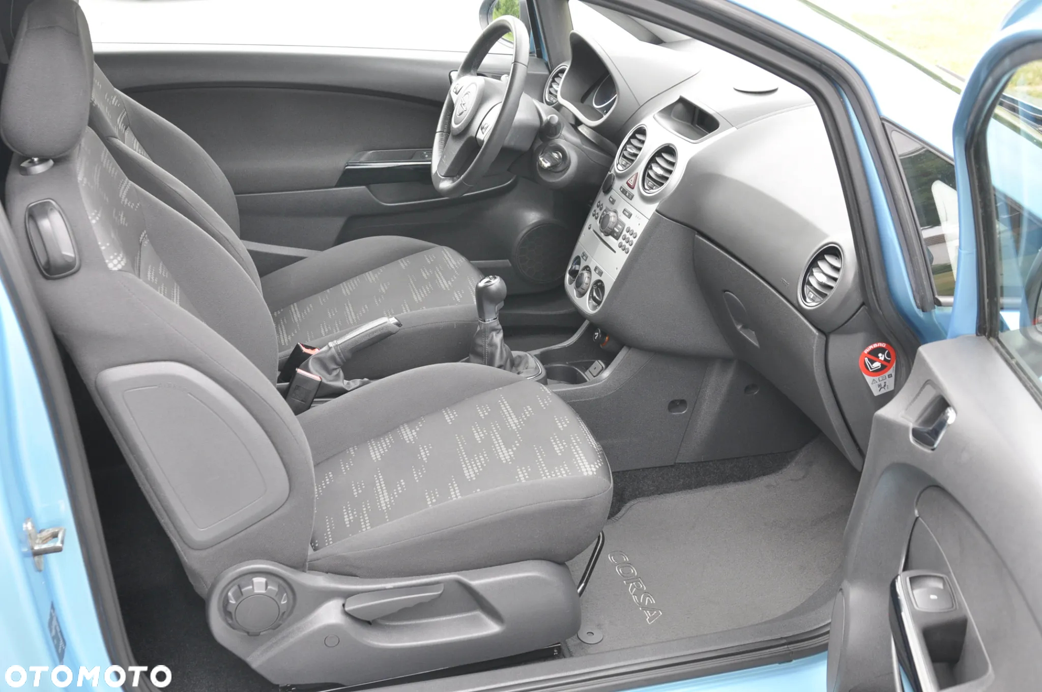 Opel Corsa 1.4 16V Satellite - 39
