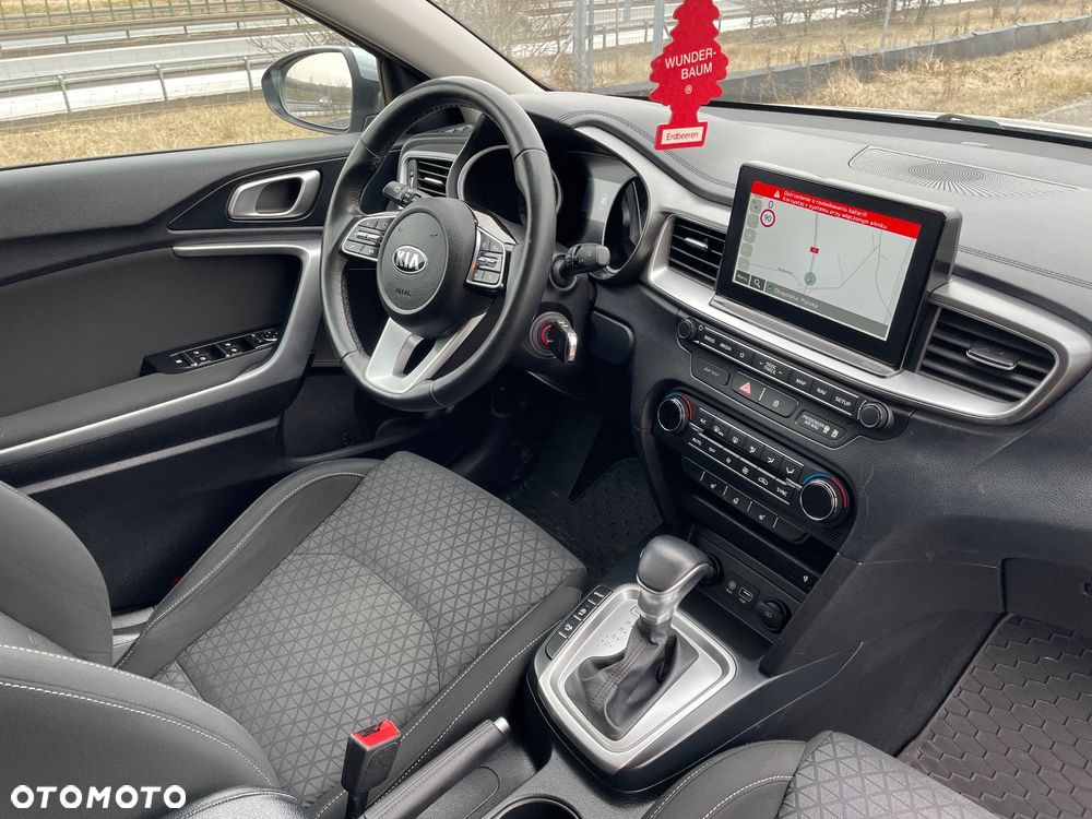 Kia Ceed 1.6 CRDi 136 DCT ISG Spirit - 18