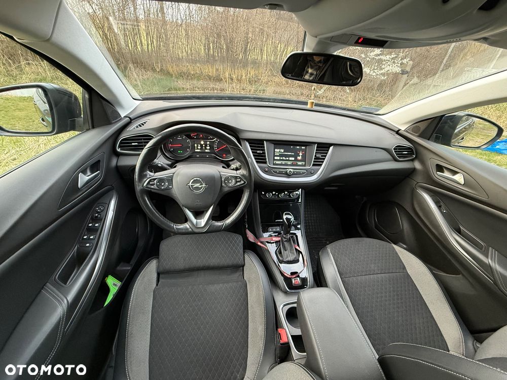 Opel Grandland X 1.6 T Innovation S&S - 12