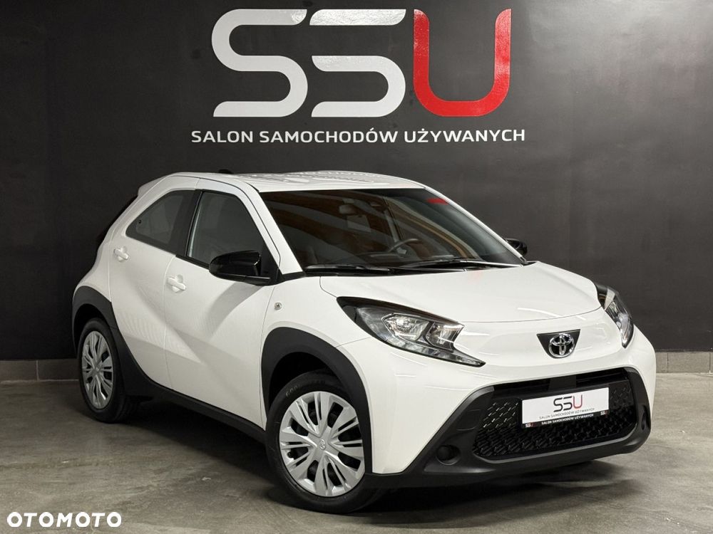 Toyota Aygo X 1.0 VVT-i X-play - 2