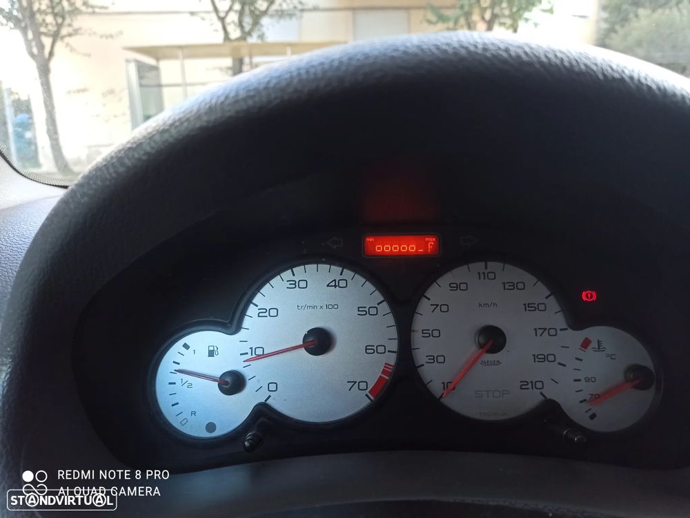 Peugeot 206 1.1 XT - 9