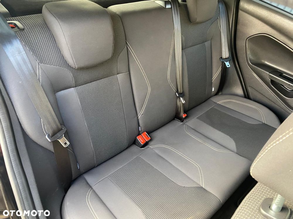 Ford Fiesta 1.5 TDCi Titanium - 26