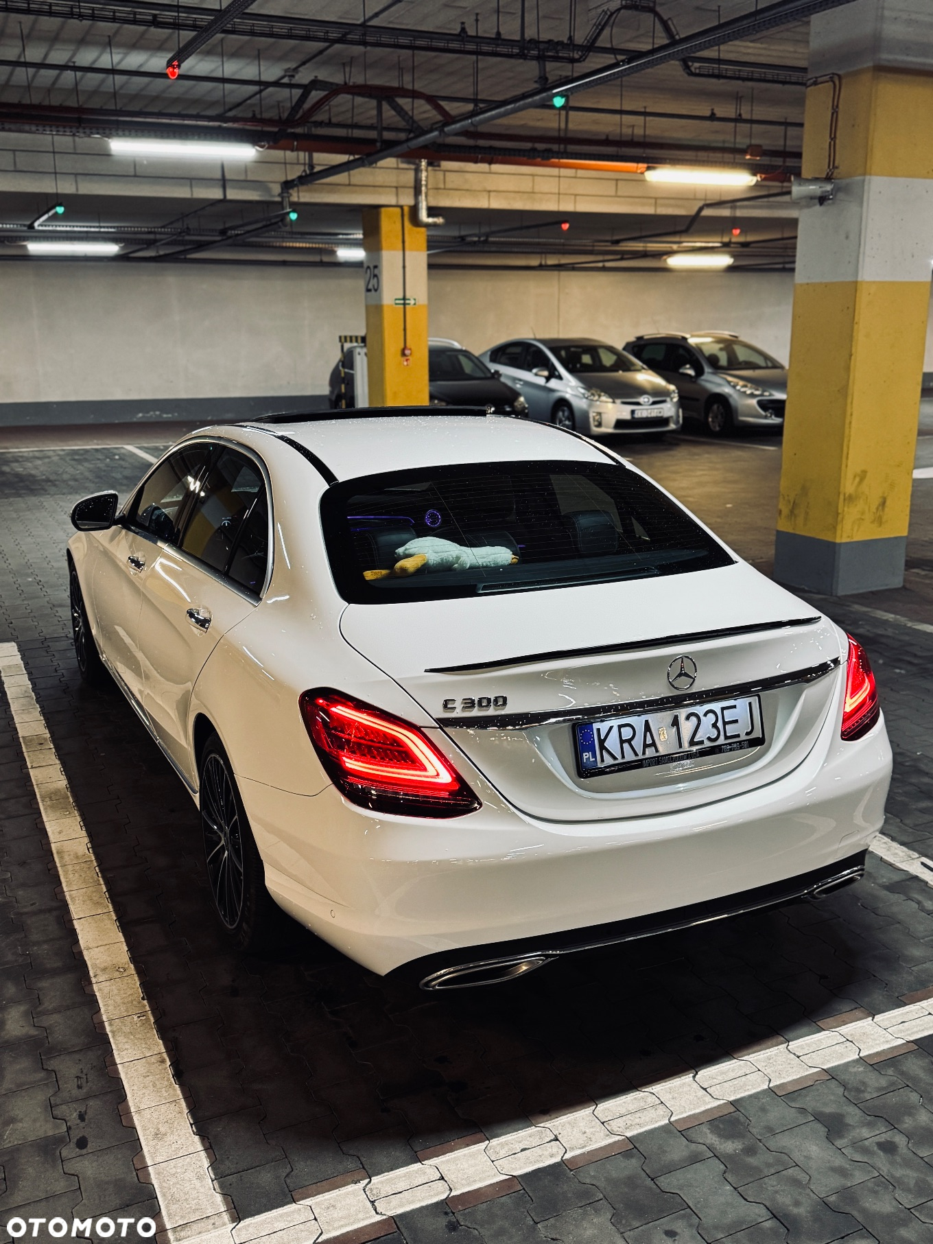 Mercedes-Benz Klasa C 300 9G-TRONIC - 5