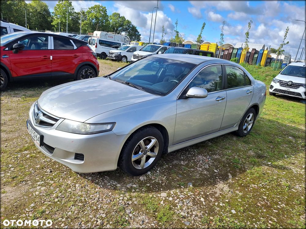 Honda Accord 2.0 Executive - 1