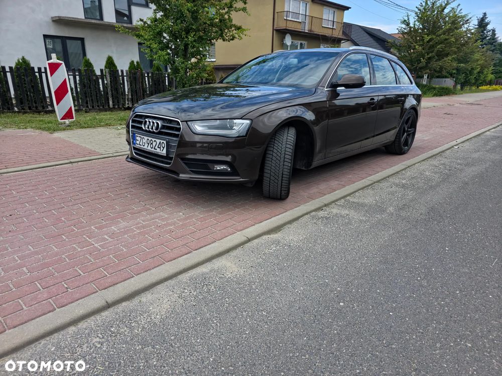 Audi A4 Avant 2.0 TDI - 7