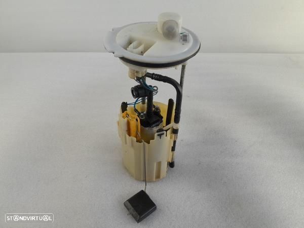 Bomba / Boia Combustivel  Mercedes-Benz A-Class (W169) - 1