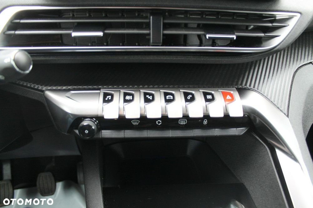 Peugeot 5008 - 18