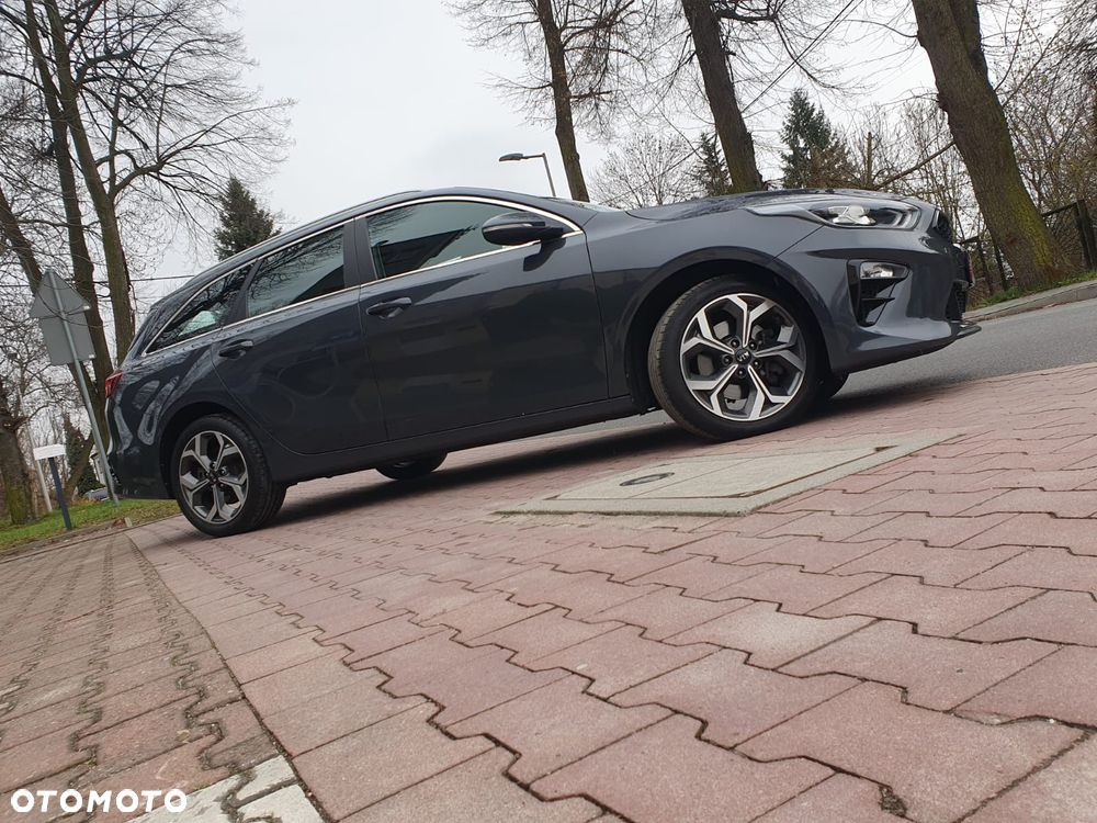 Kia Ceed 1.6 CRDi DCT Spirit - 36