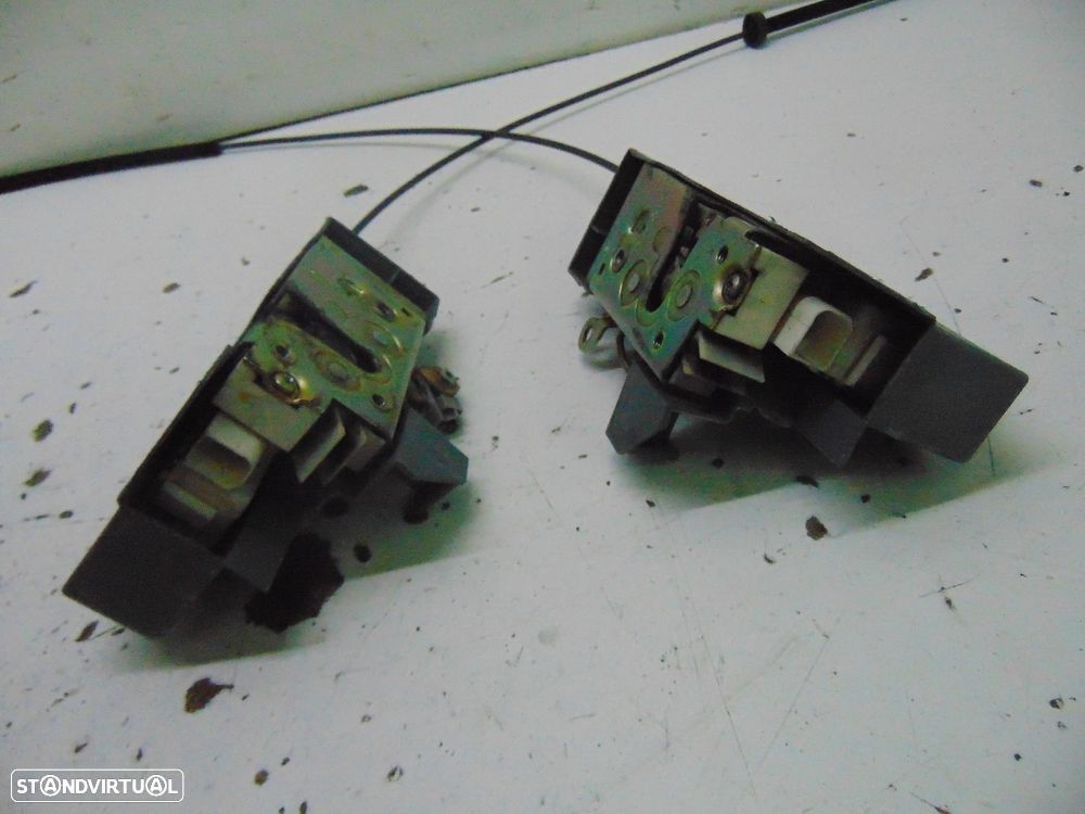 Ford Puma fechos das portas - 4