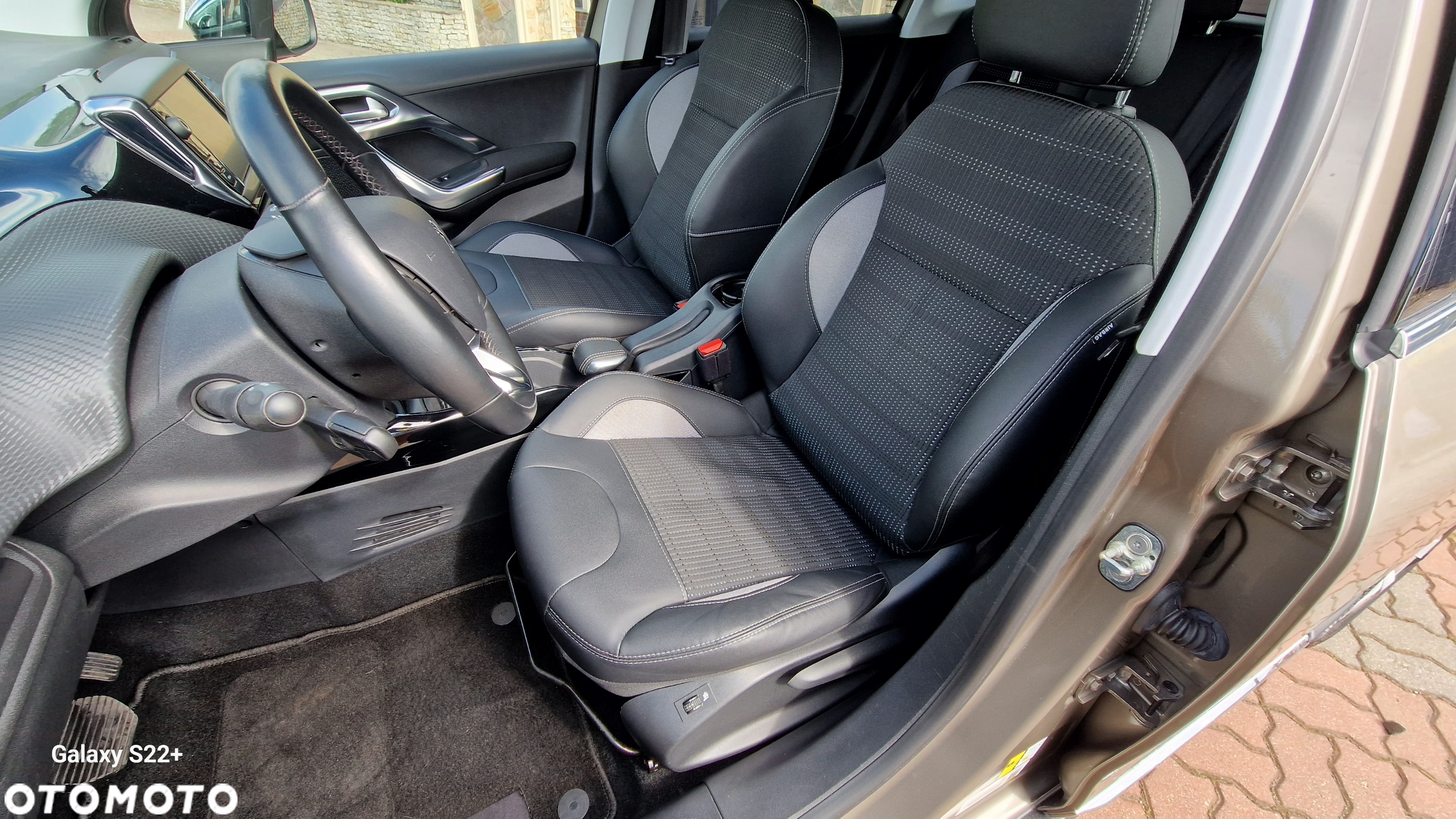 Peugeot 2008 PureTech 110 Stop&Start EAT6 Allure - 26