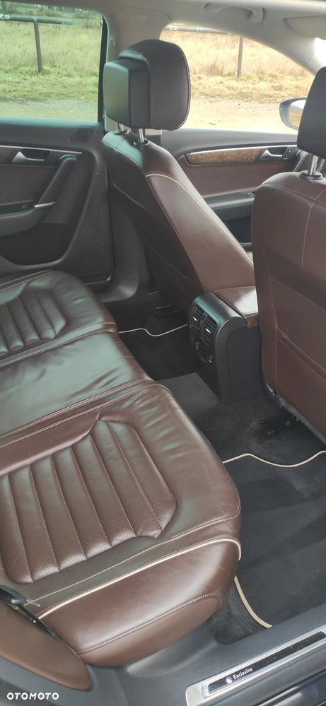 Volkswagen Passat 2.0 TDI Highline DSG - 14
