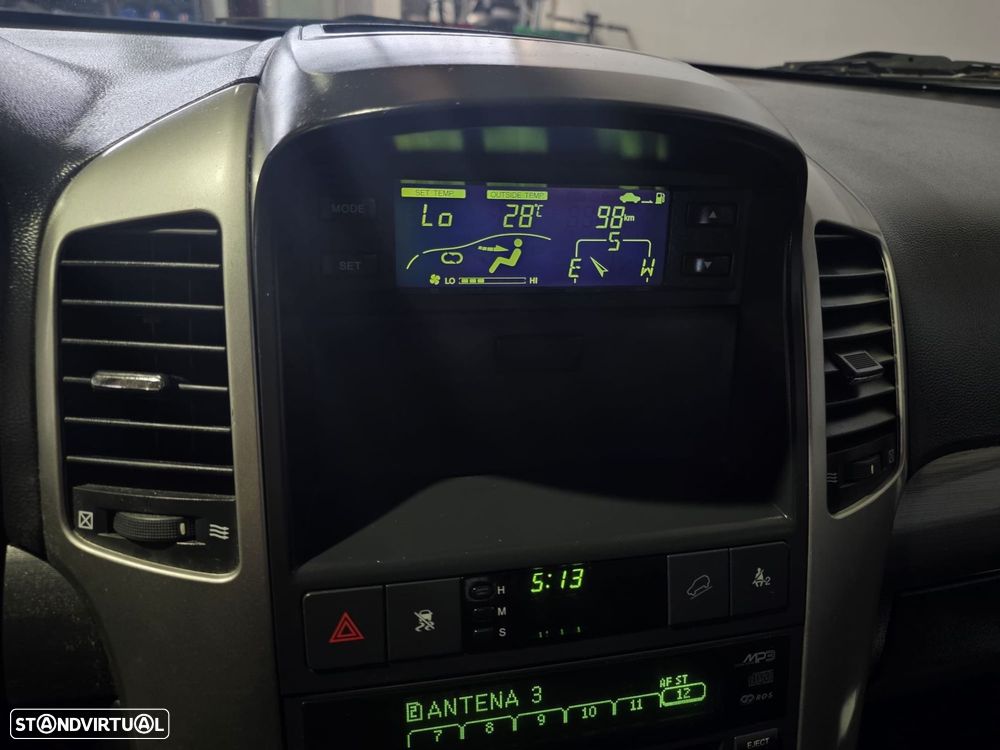 Chevrolet Captiva - 10