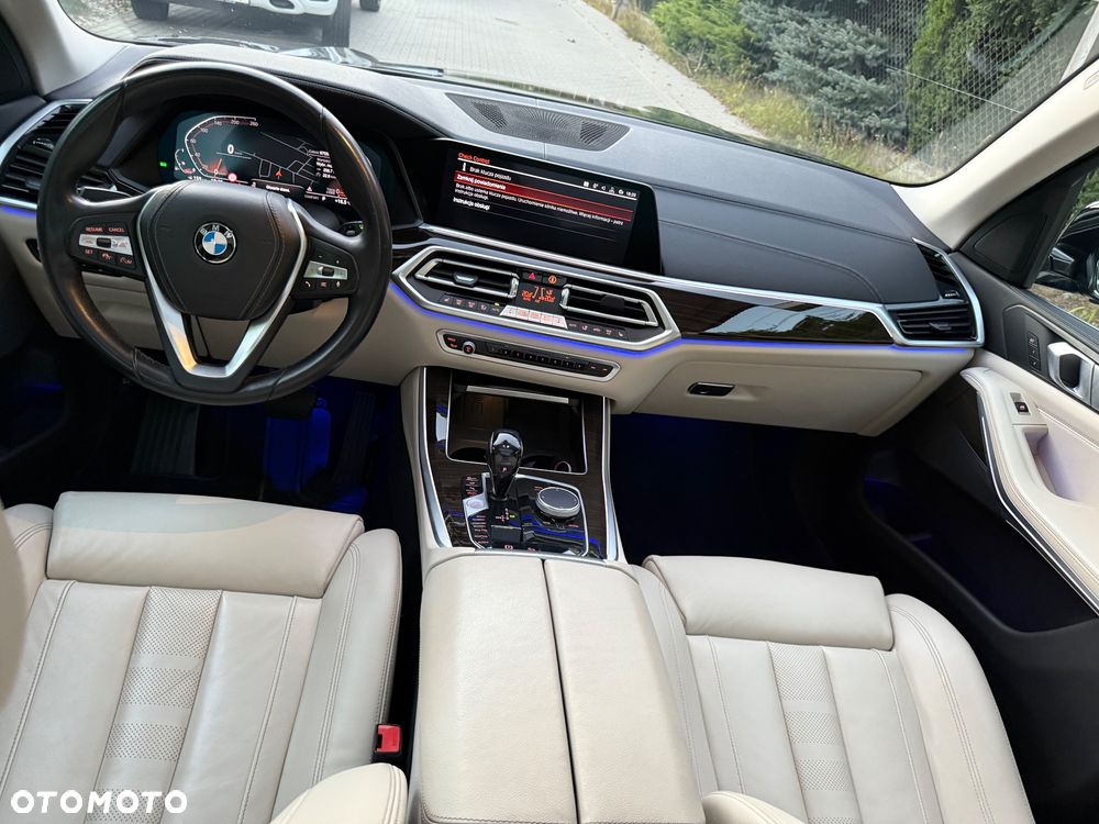 BMW X5 xDrive40i - 23