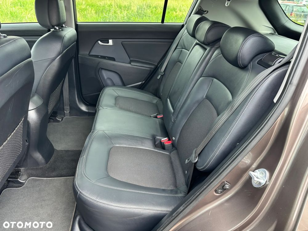 Kia Sportage 2.0 CRDI 2WD Spirit - 10