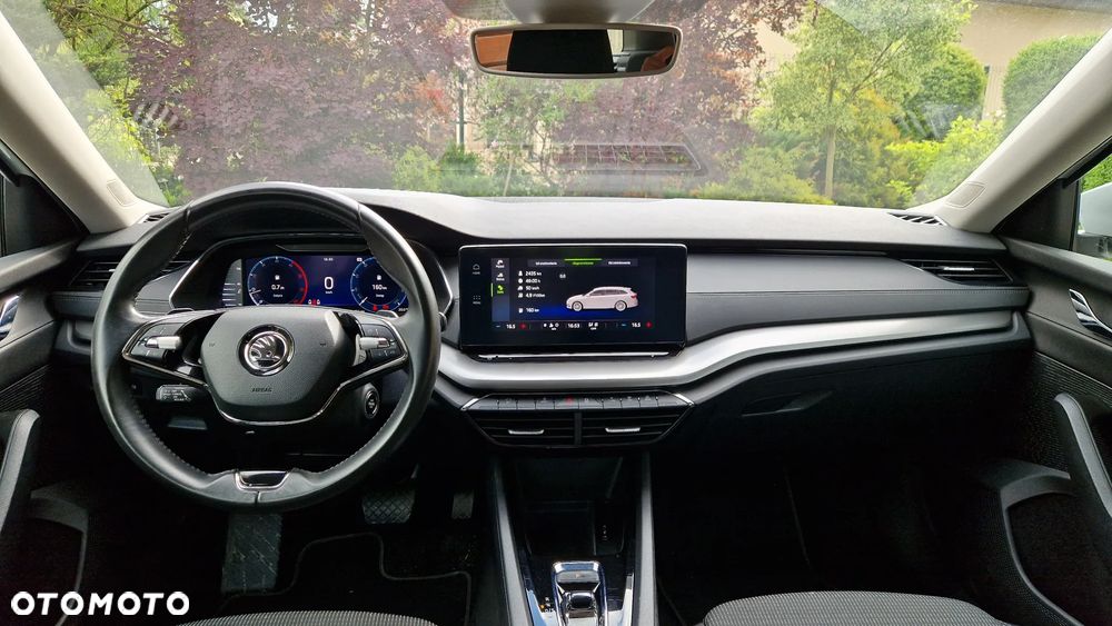 Skoda Octavia 2.0 TDI Ambition DSG - 23