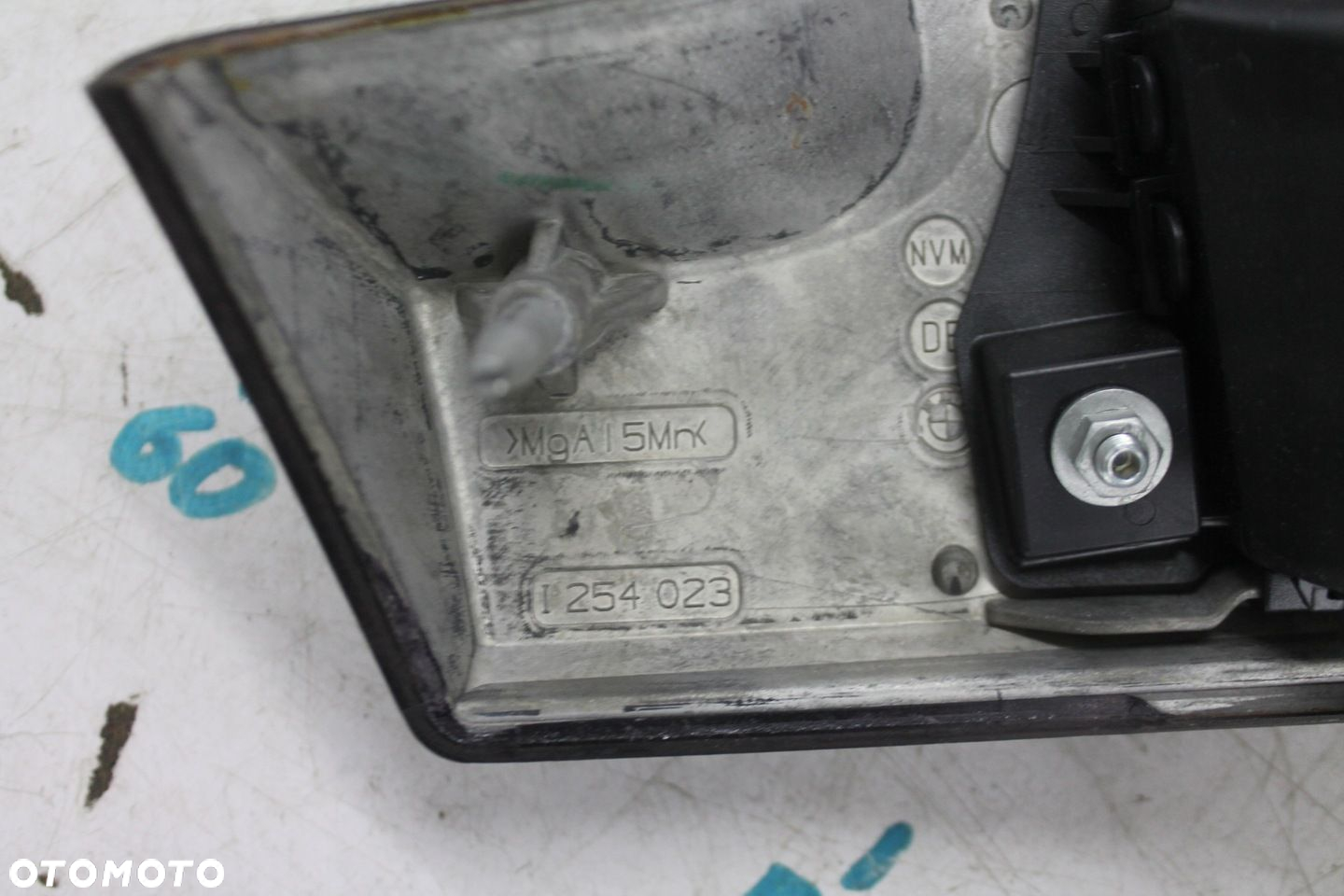 LISTWA DEKOR DESKI DREWNO BMW E60 E61 03-10 - 6