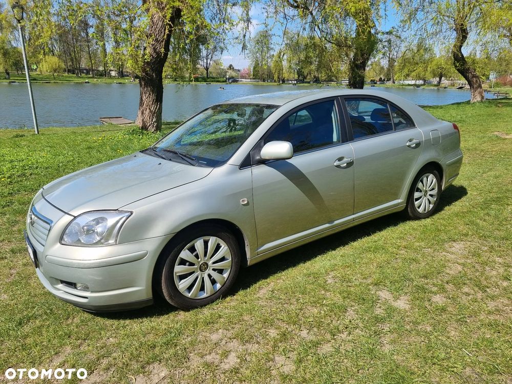 Toyota Avensis 1.8 VVT-i Automatik Executive - 7