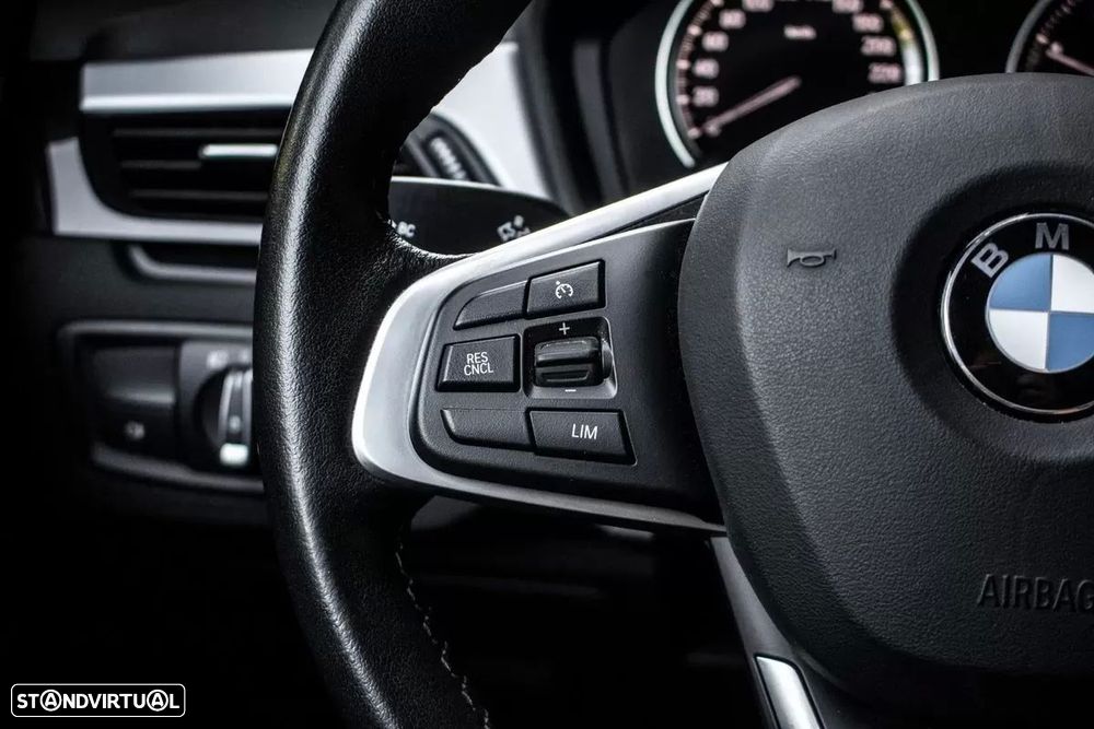 BMW X1 16 d sDrive Auto - 13