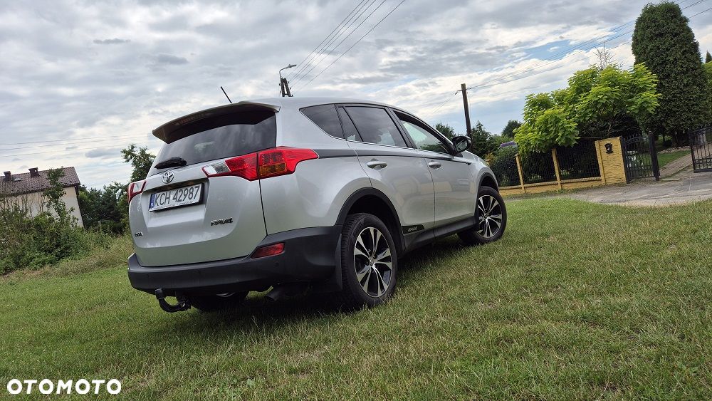 Toyota RAV4 2.0 D-4D Premium - 12
