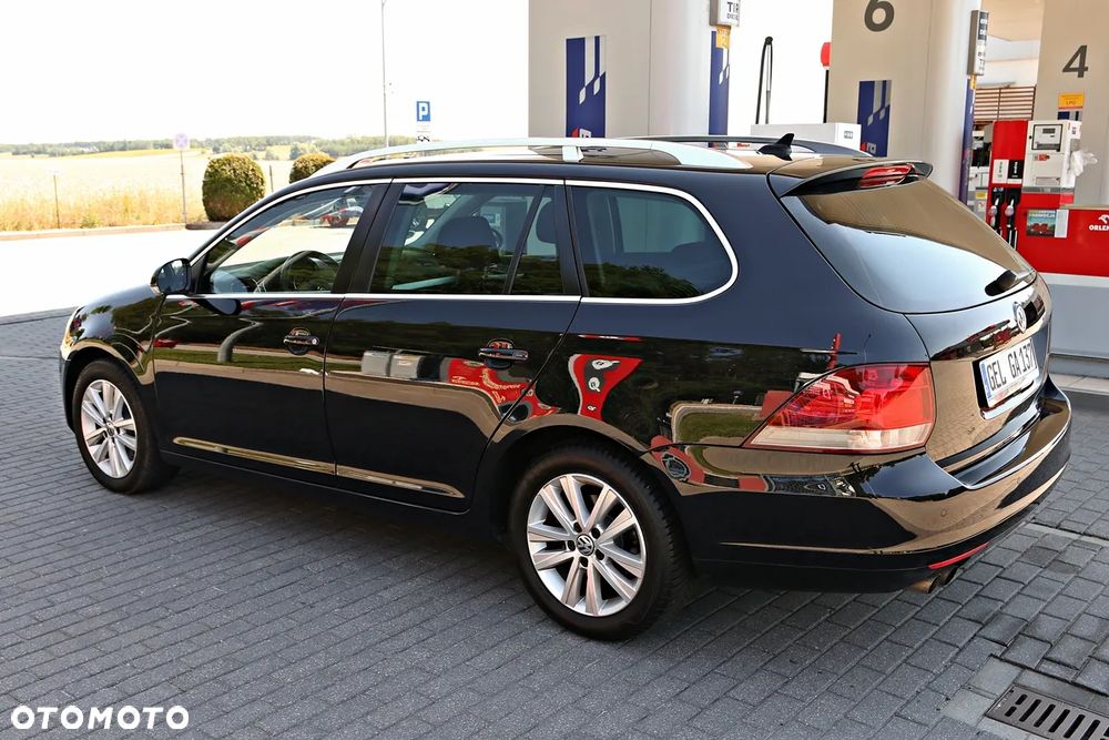 Volkswagen Golf 2.0 TDI Highline - 16