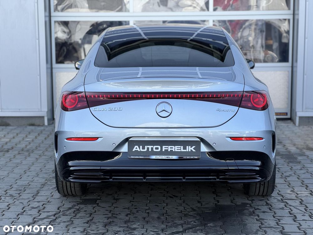 Mercedes-Benz CLA 200 mHEV 4-Matic 8G-DCT - 10