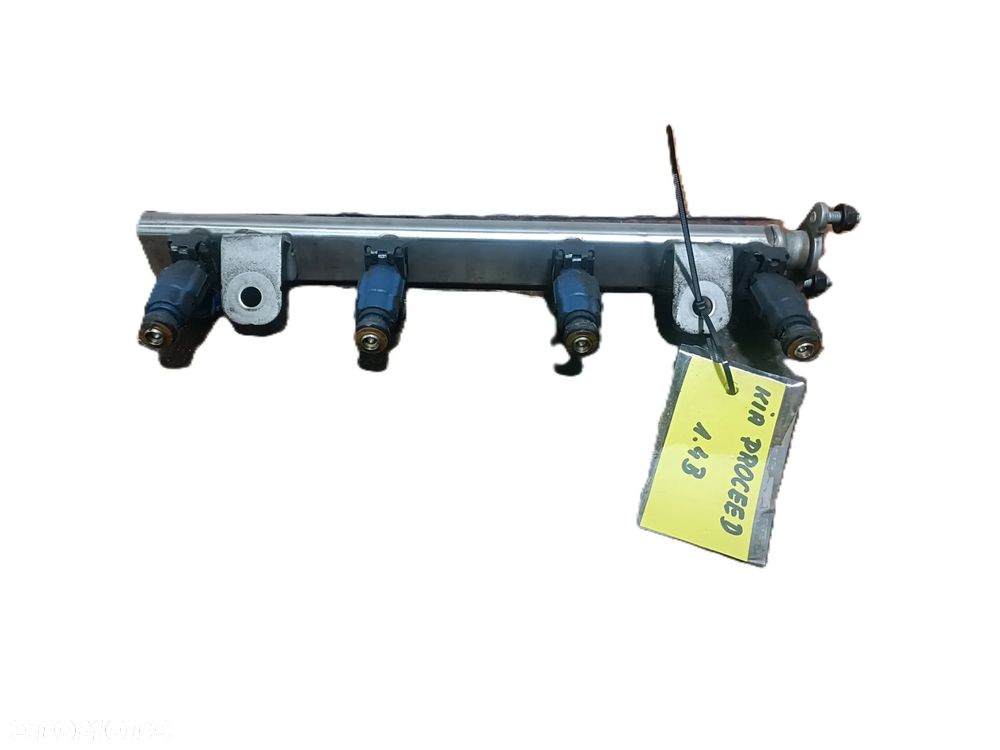 KIA PRO CEED I 07-12 1,4 B listwa wtryskowa * - 1