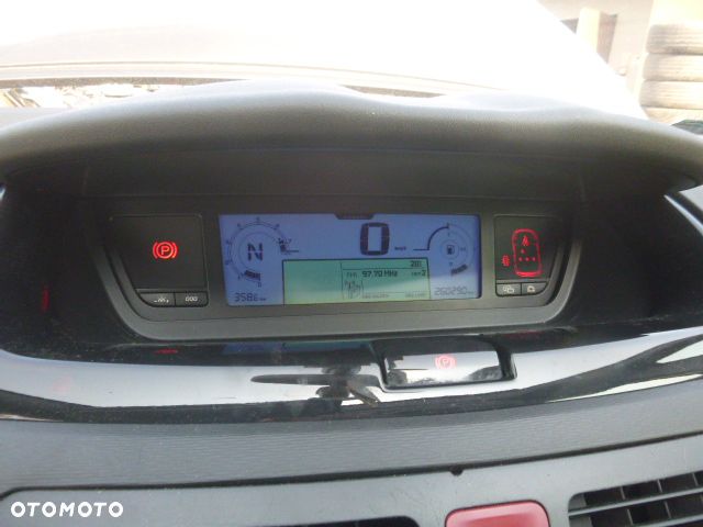 SILNIK CITROEN C4 GRAND PICASSO 2.0 16V RFJ DO ODPALENIA - 17