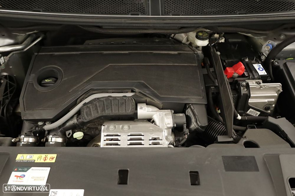 Peugeot 3008 1.2 Hybrid GT e-DCS6 - 24