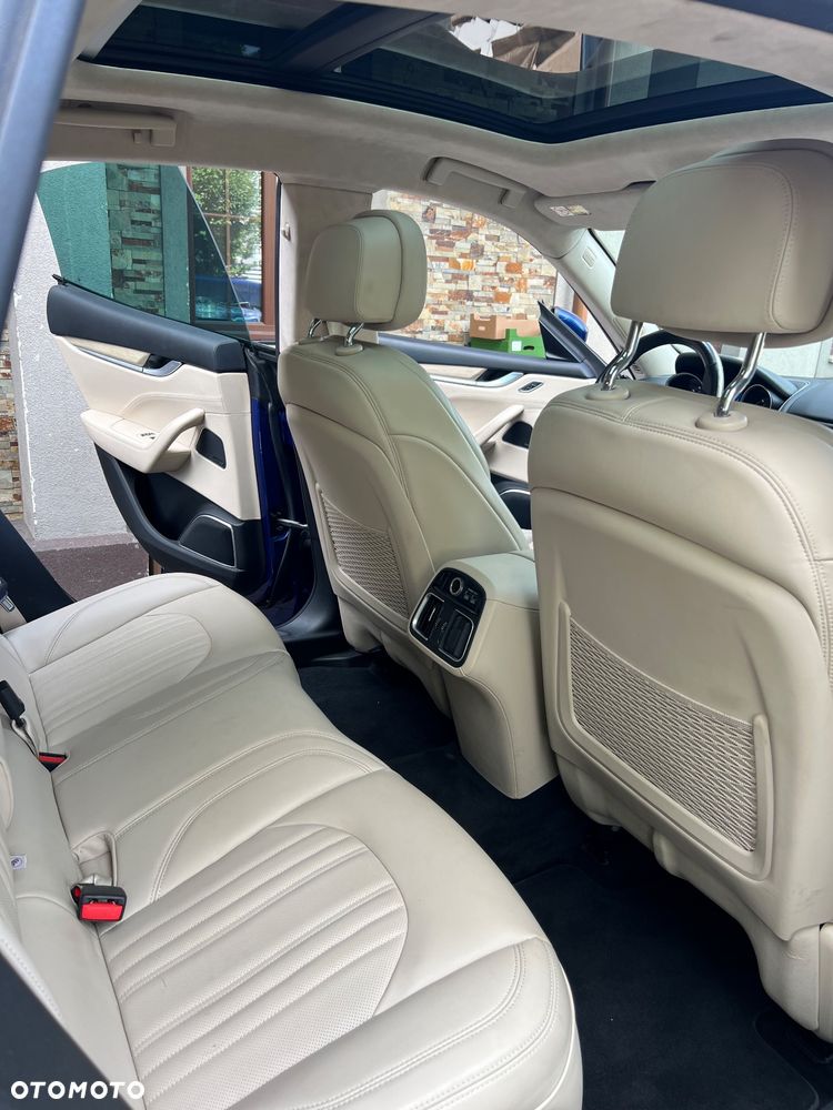 Maserati Levante Q4 - 14