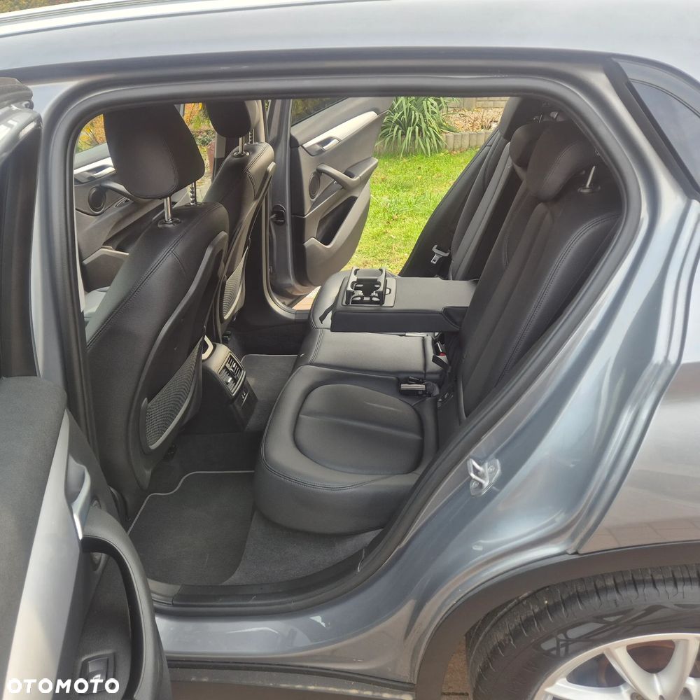 BMW X2 sDrive18i Advantage Plus - 13