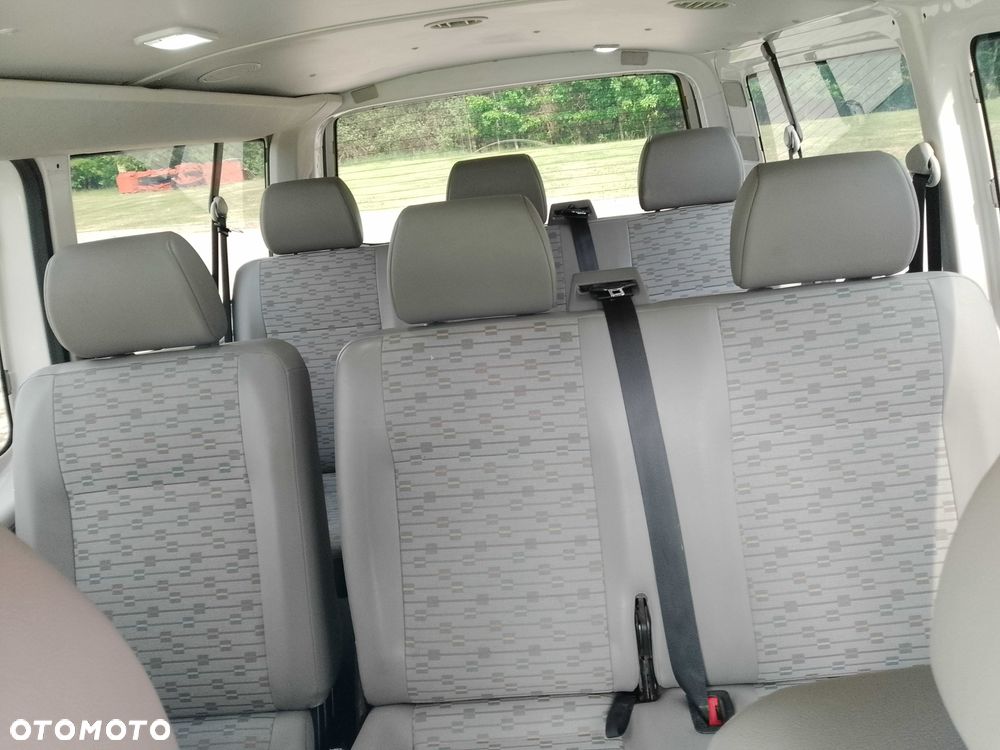 Volkswagen Transporter - 7