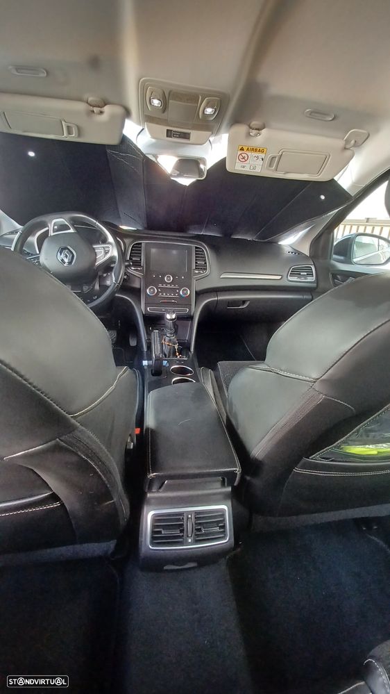 Renault Mégane Sport Tourer - 19