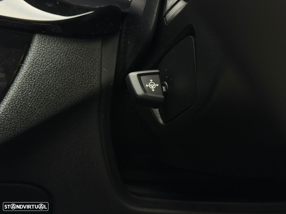 BMW 530 e Pack Desportivo M - 34