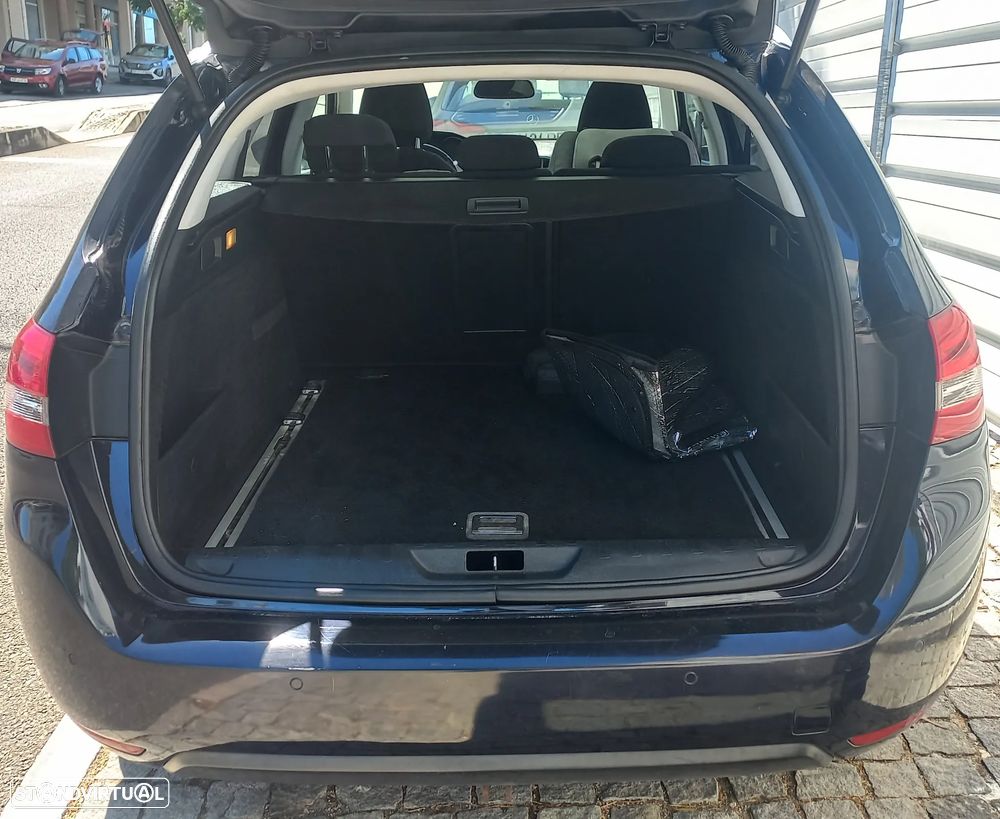 Peugeot 308 SW 1.6 BlueHDi Style - 16