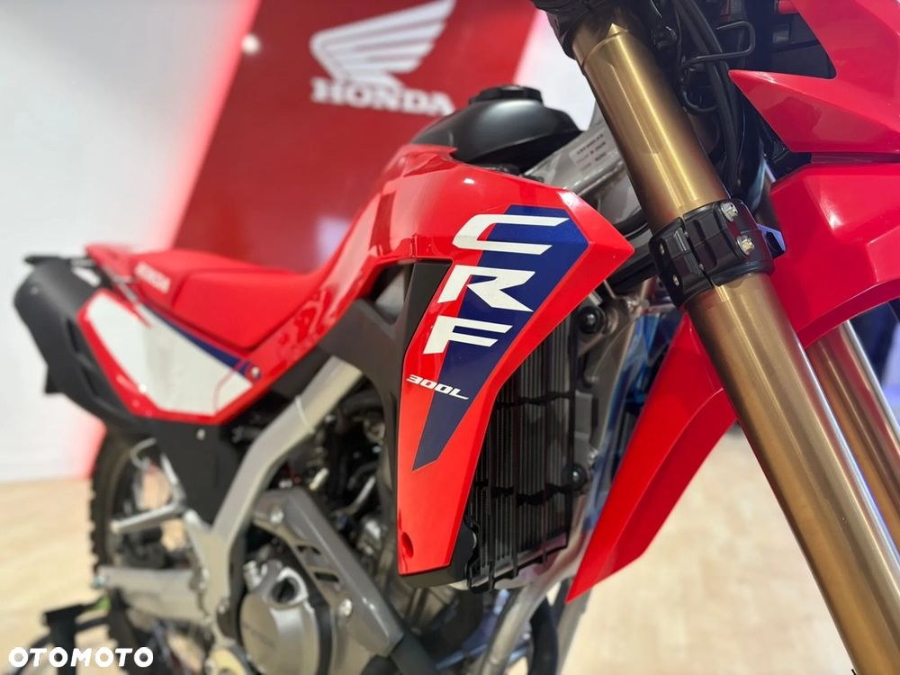 Honda CRF - 7