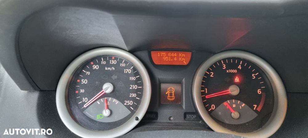 Renault Megane - 7