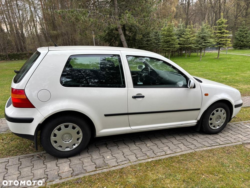 Volkswagen Golf 1.4 Basis - 4