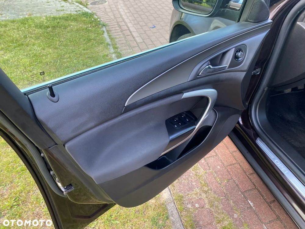 Opel Insignia 2.0 CDTI Design Edition - 17