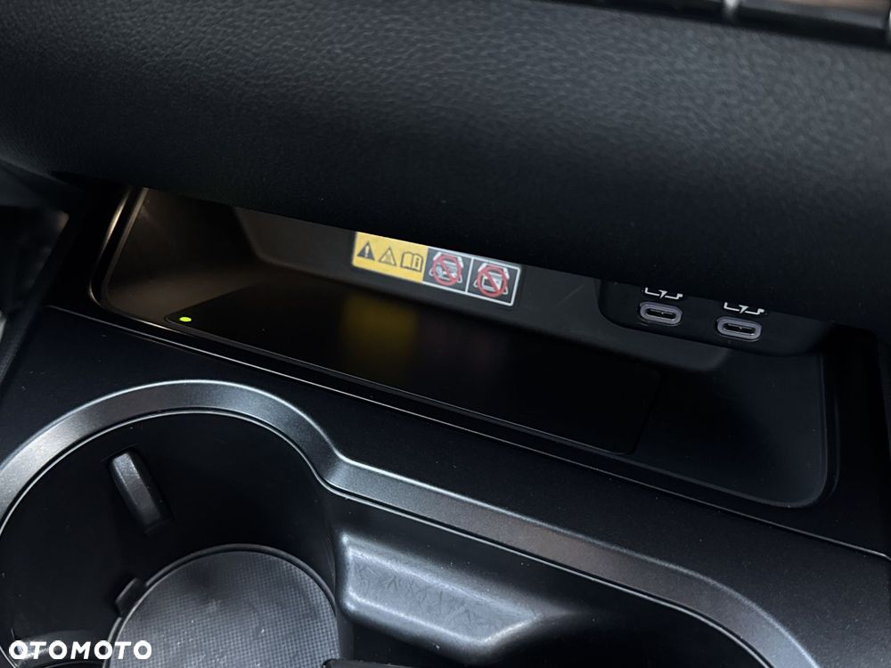 Lexus UX 250h GPF Business 2WD - 28