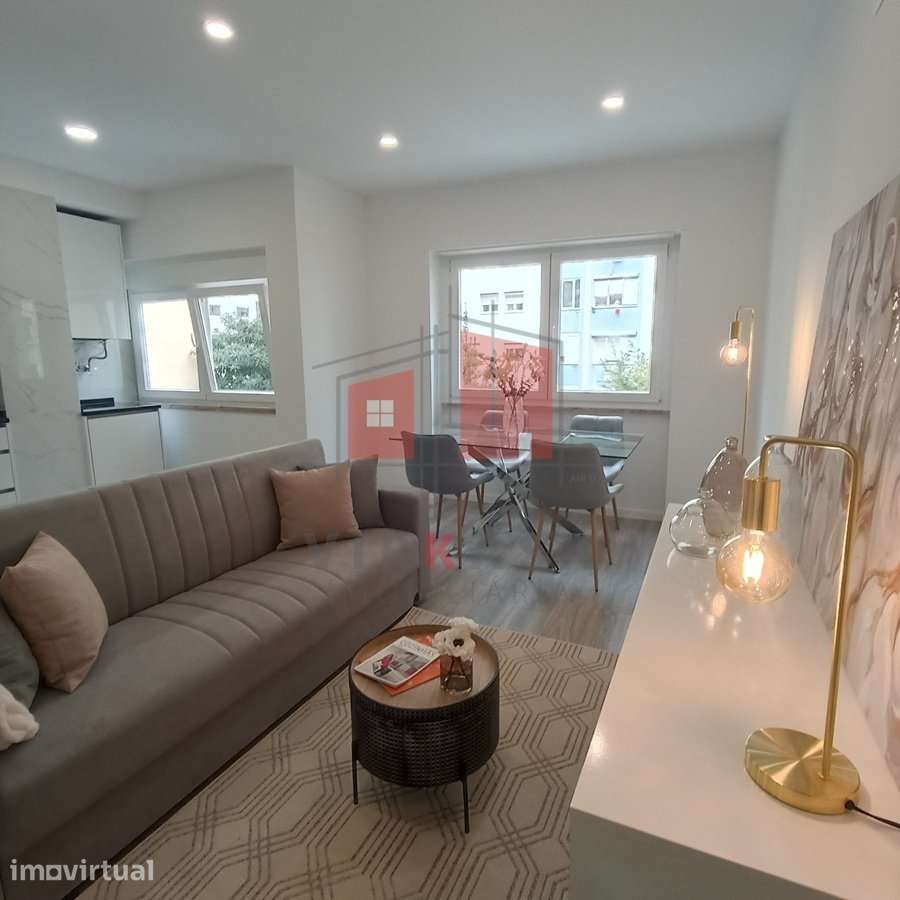 Apartamento T3 em Benfica (Remodelado) - Grande imagem: 2/9