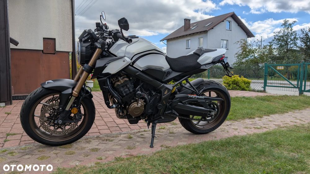 Honda CB - 3