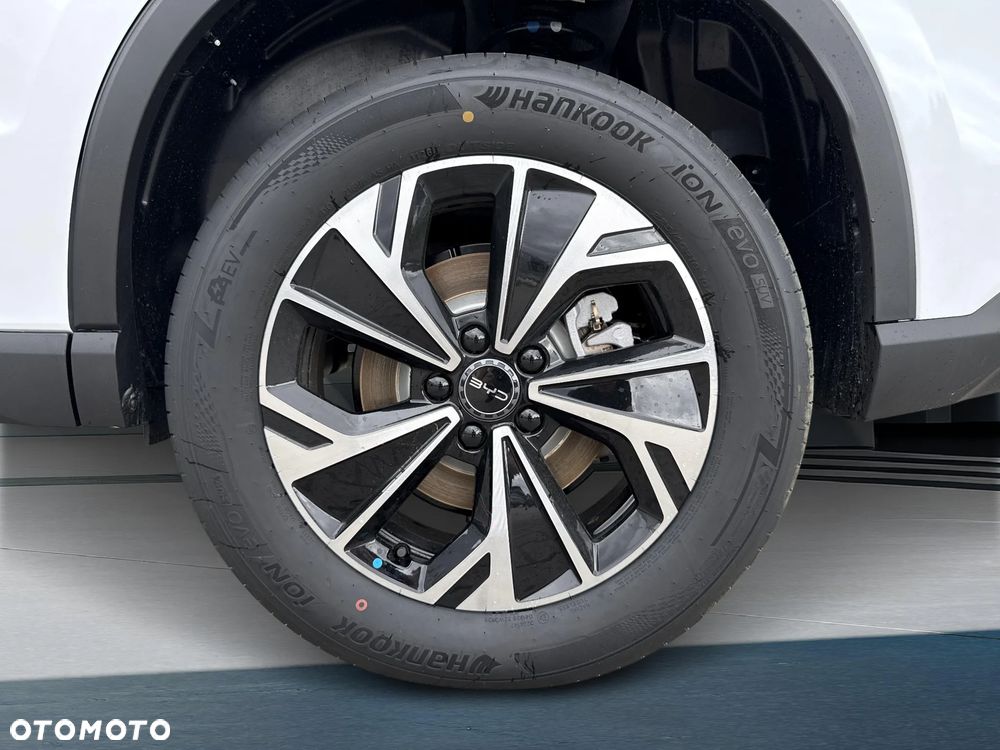 BYD Sealion 5 - 19