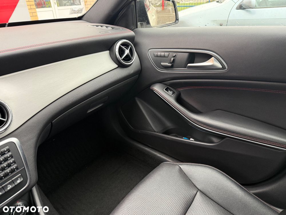 Mercedes-Benz GLA 220 CDI 4-Matic - 16